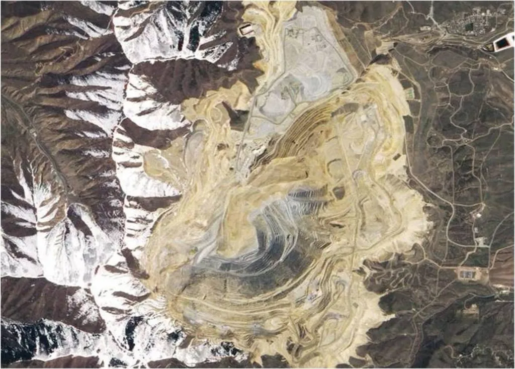 mina de cobre Kennecott vista do espaço